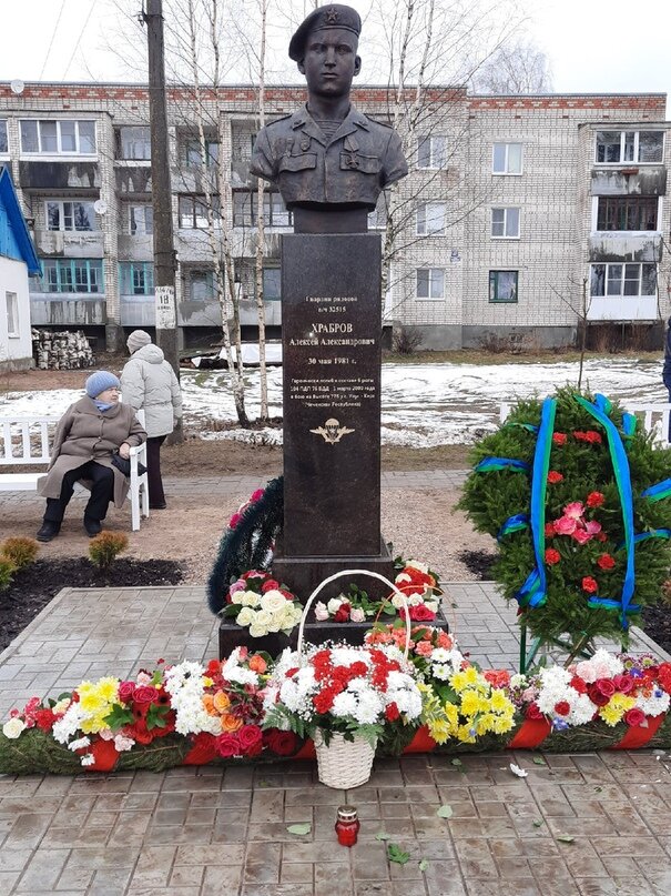 Monument, memorial Бюст Алексея Александровича Храброва, Pskov Oblast, photo