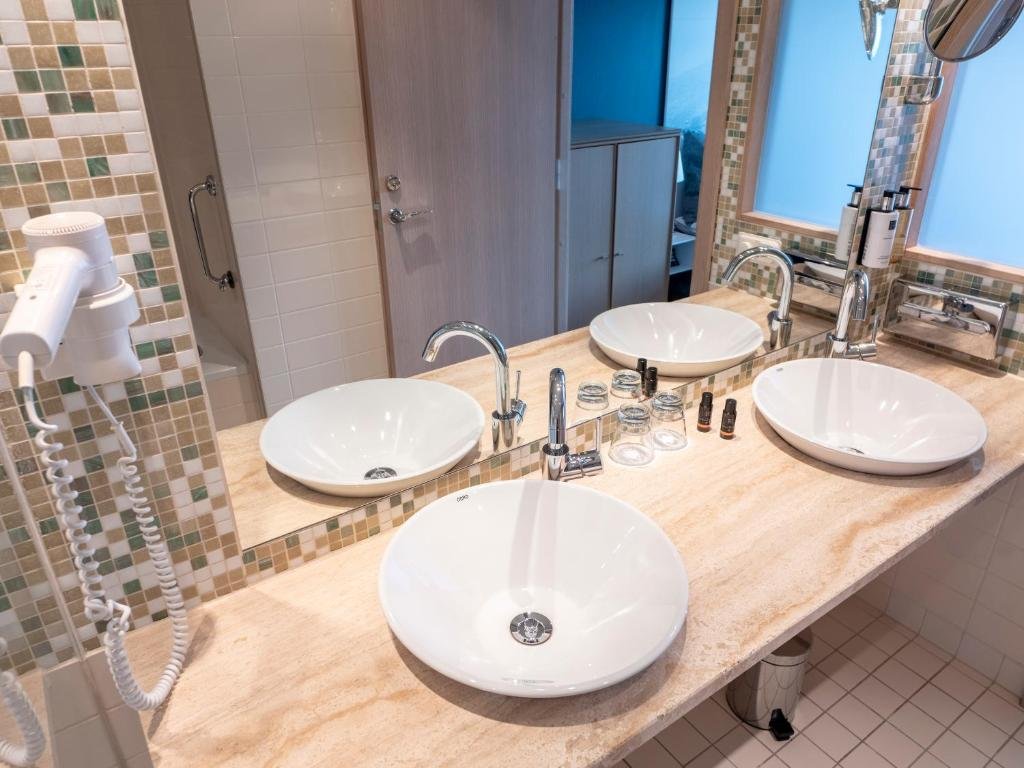 Фото Clarion Hotel Sign