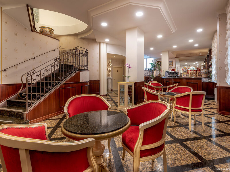 Фото Hotel President