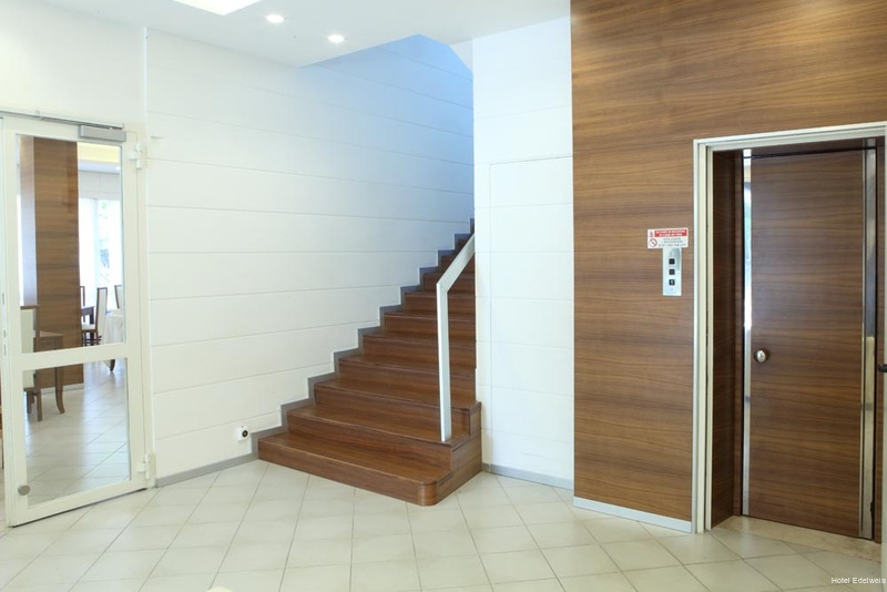 Фото Hotel Edelweiss