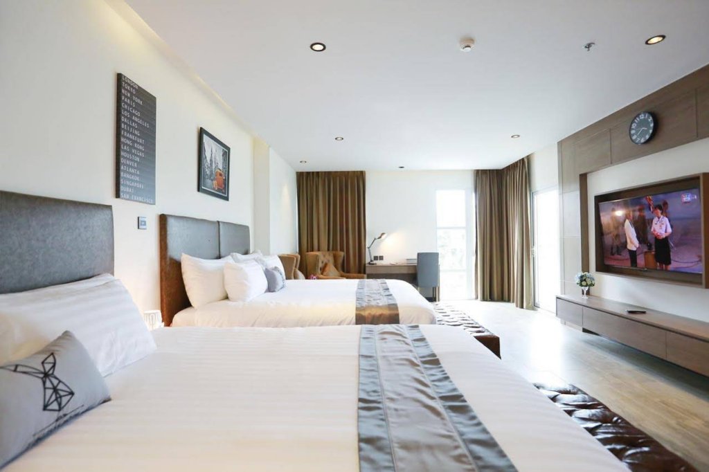 Фото T Pattaya Hotel