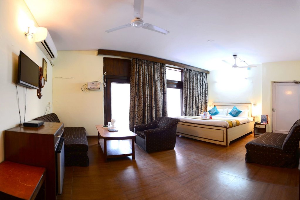 Фото Oyo 9266 Home Stay Kapoor Inn