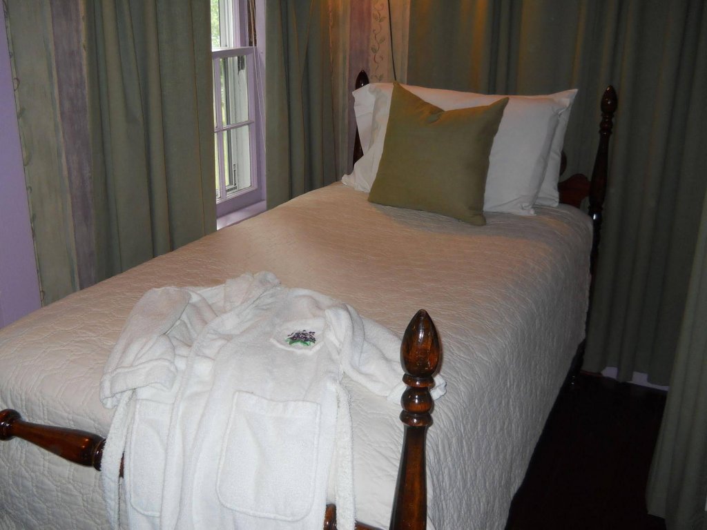 Фото Centennial House