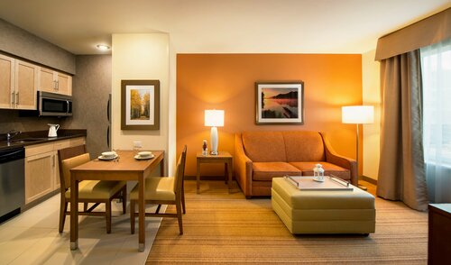 Внешний вид отеля Homewood Suites by Hilton Winnipeg Airport Polo Park MB в Виннипеге, фото 3