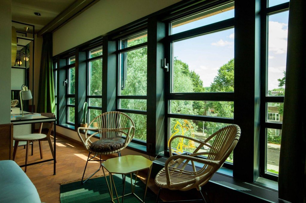 Фото Hotel V Fizeaustraat