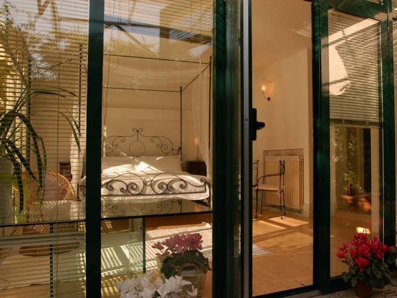 Фото Antica Locanda dei Mercanti Hotel