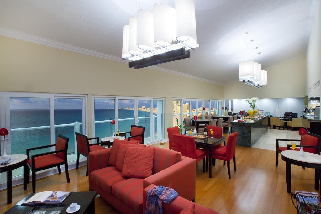 Фото Krystal Cancun