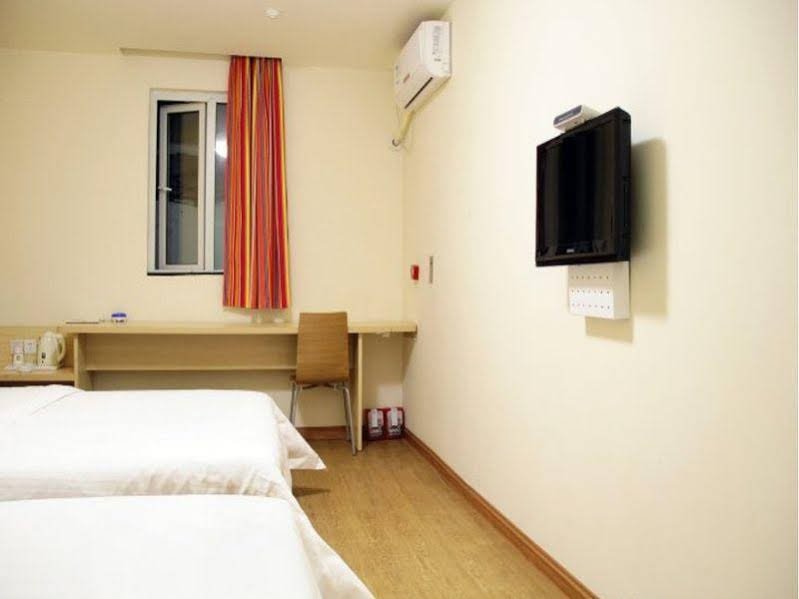 Фото 7 Days Inn Xian BeI Guan Zheng Jie Bei Shao Men Branch