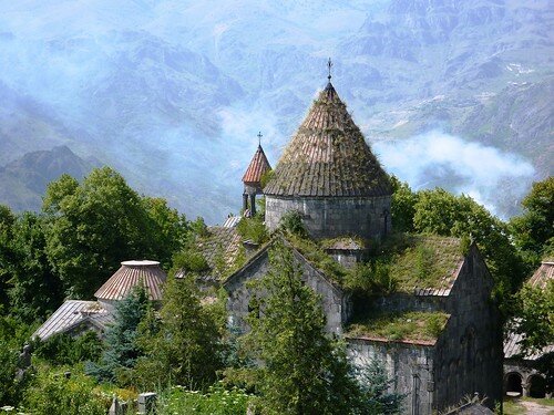 Армянский монастырь Монастырский комплекс Санаин, Алаверди, фото