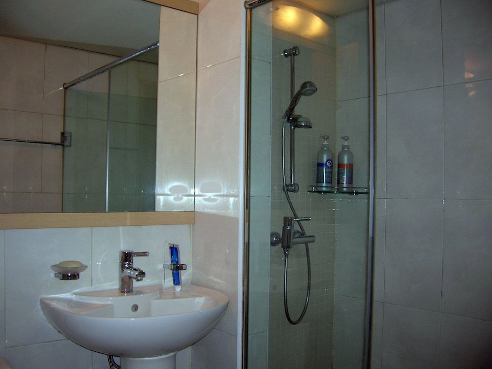 Фото New Airport Guesthouse