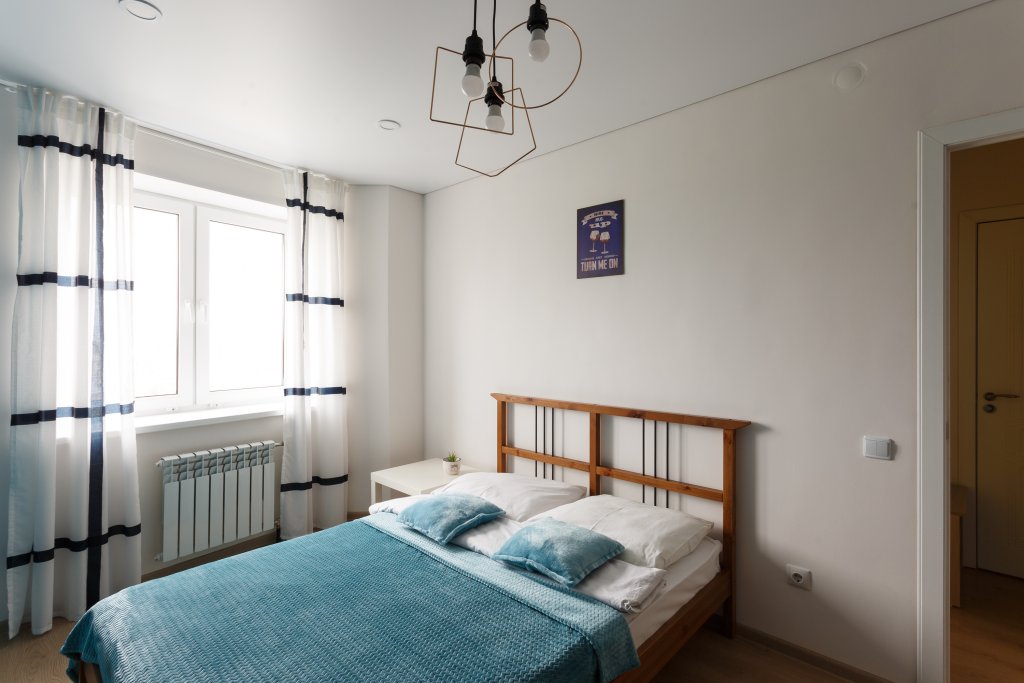 Фото Две Подушки на ул. Гагарина 82а кв. 852