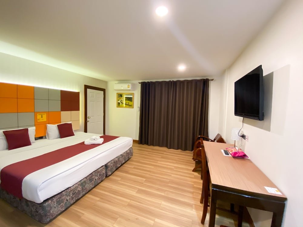 Фото East Inn 15 Hotel Rayong