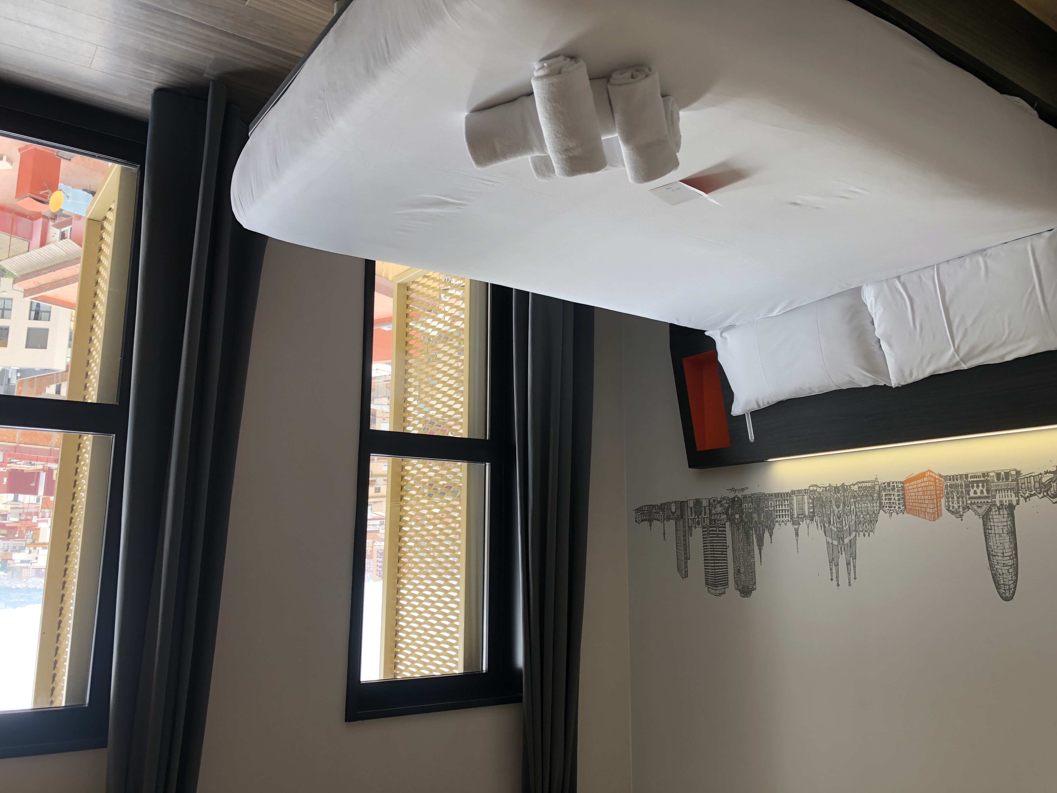 Фото EasyHotel Barcelona Fira