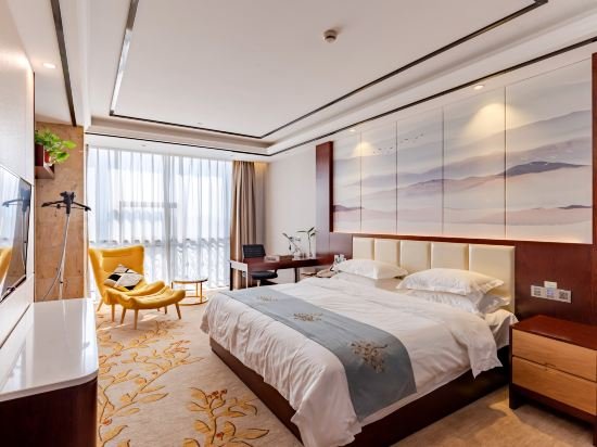 Фото Guangde County Hengshan Hotel - Xuancheng