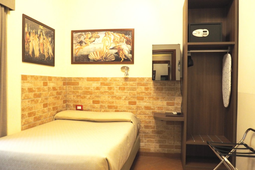 Фото Hotel Ester