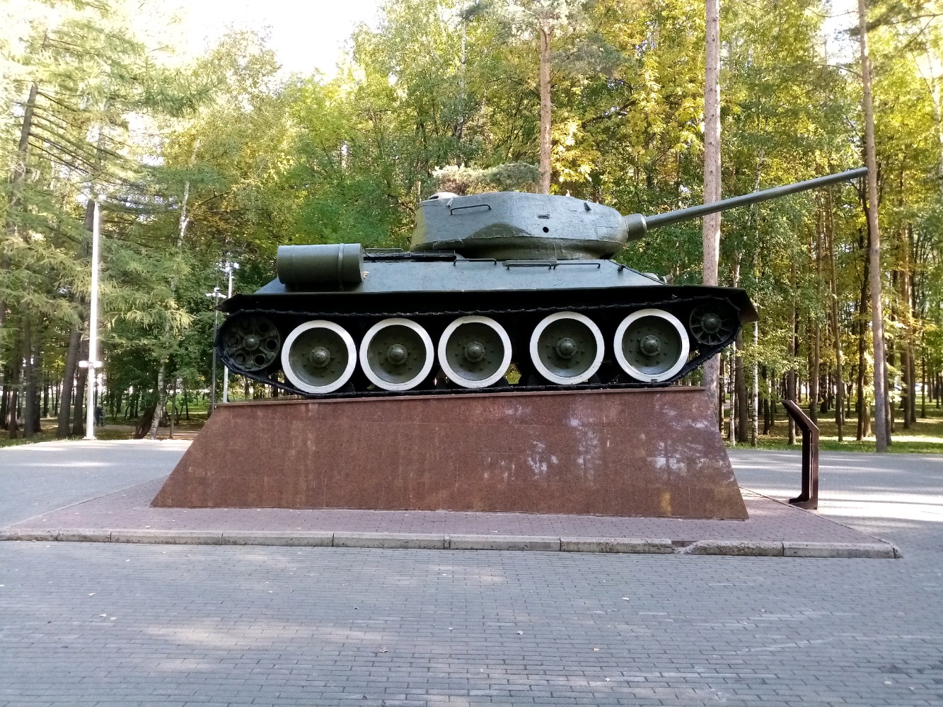 Парк Победы, ул. Комарова, Уфа, Респ. Башкортостан, Россия, 450044