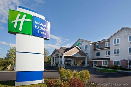 Внешний вид отеля Holiday Inn Express Hotel & Suites Tilton - Lakes Region, an Ihg Hotel в Тилтоне, фото 3