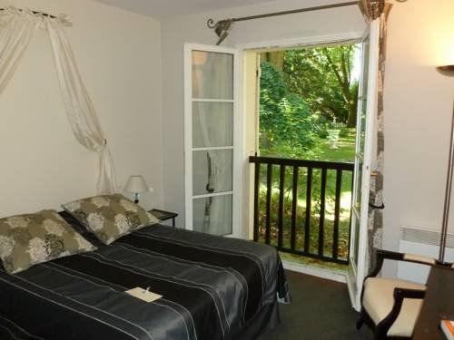 Фото Hostellerie Du Royal Lieu