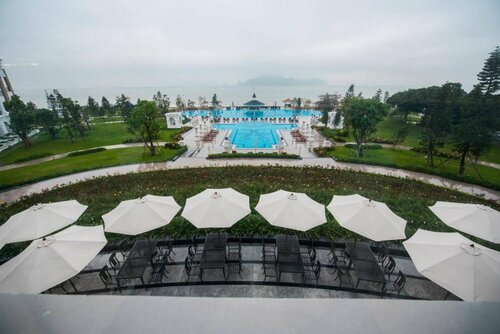 Гостиница Vinpearl Resort & SPA Ha Long