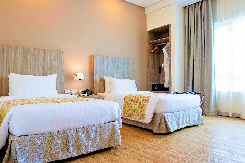 Фото One Pacific Place Serviced Residences