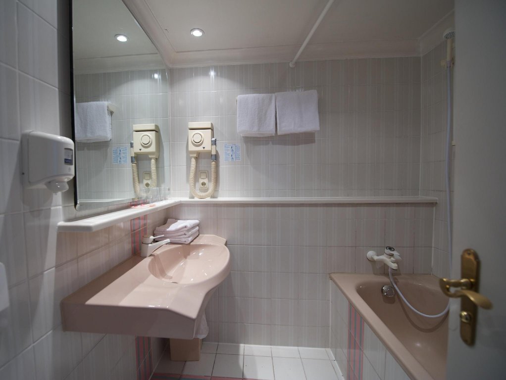 Фото The 4you Hostel & Hotel Munich