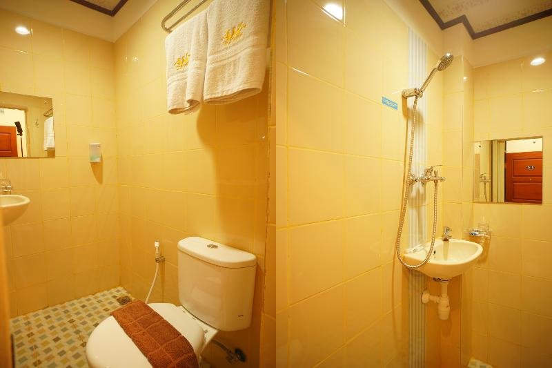 Фото Oyo 147 Hotel Winer