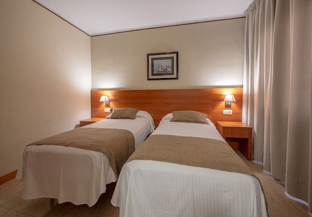 Фото Hostal Gallet