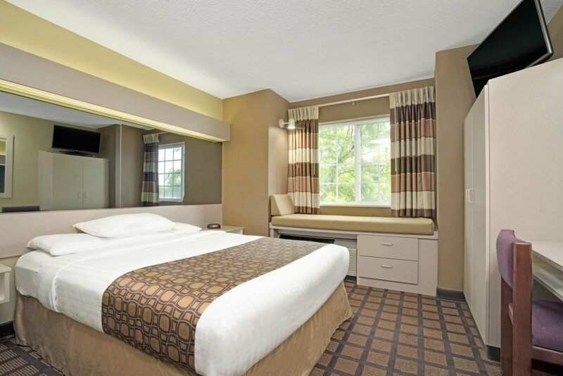 Гостиница Microtel Inn & Suites by Wyndham Eagan/St Paul в Игане