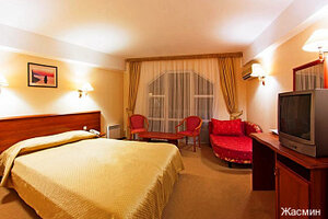 Жасмин (село Солнечногорское, Шоссейная улица, 17), hotel