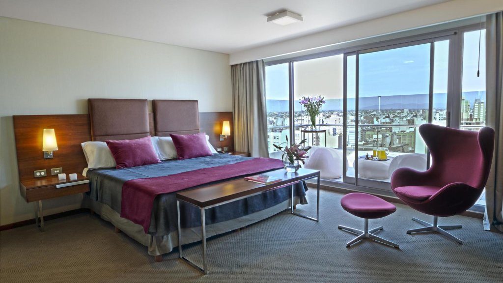 Фото Howard Johnson by Wyndham Cordoba