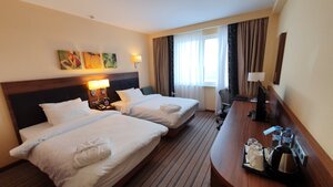 отель Hilton Garden Inn Ufa Riverside