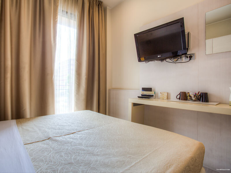 Фото Ferretti Beach Hotel