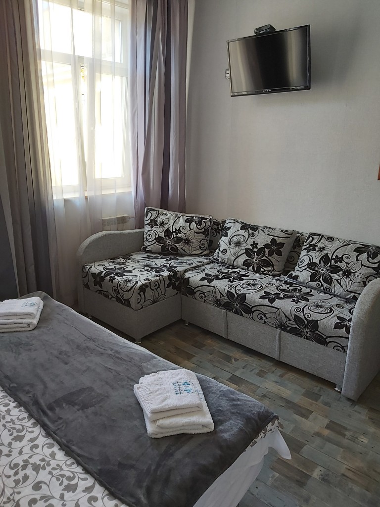 Фото отеля 2