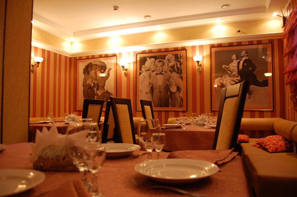 Фото 12 Стульев