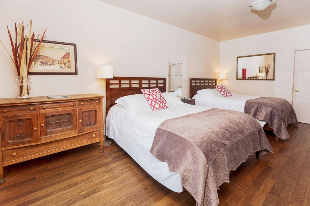 Фото Petit Hôtel Café Krieghoff