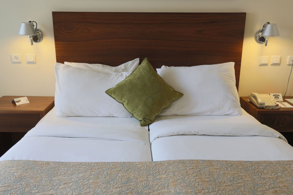 Фото Jacob Hotel