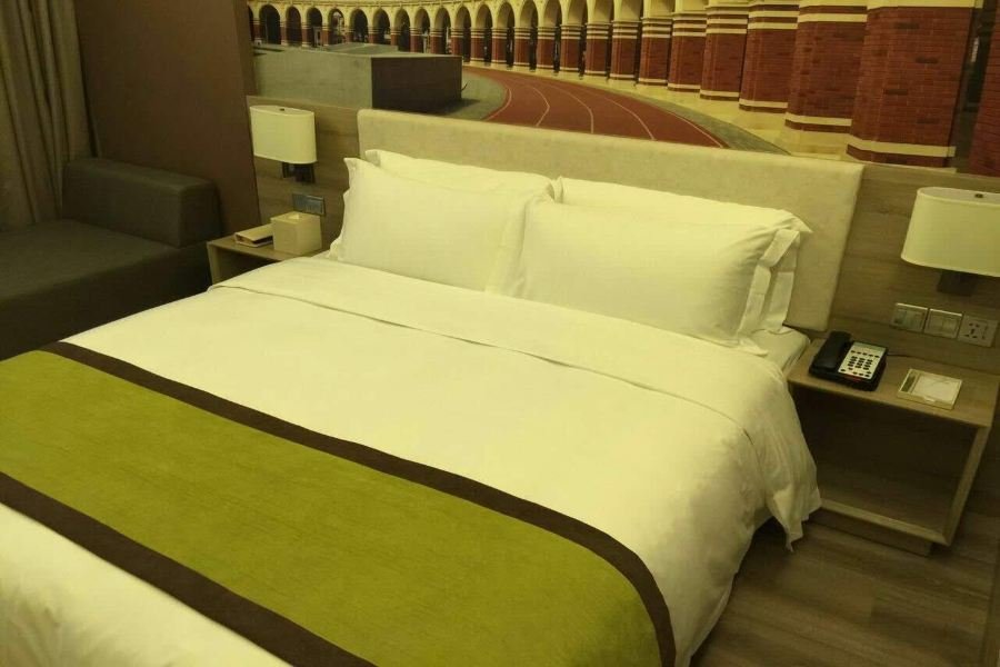 Фото Atour Hotel Nanjing Road Small White Building Tianjin