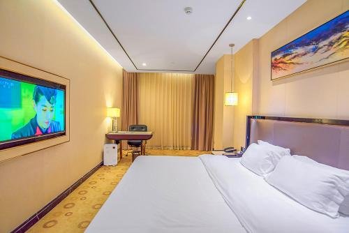 Фото Lavande Hotel Yangjiang Xiping Road Wal-Mart Branch