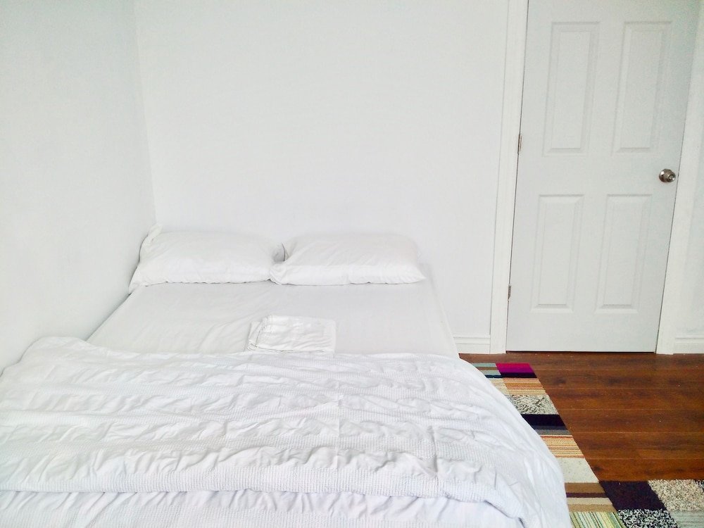 Фото The Parkdale Hostellerie