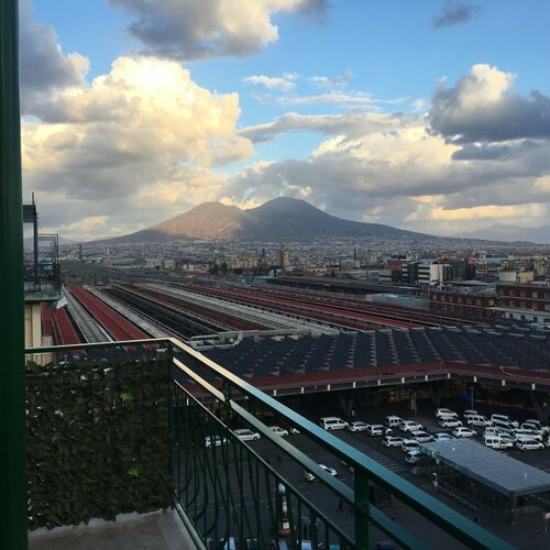 Гостиница Top Floor Napoli в Неаполе