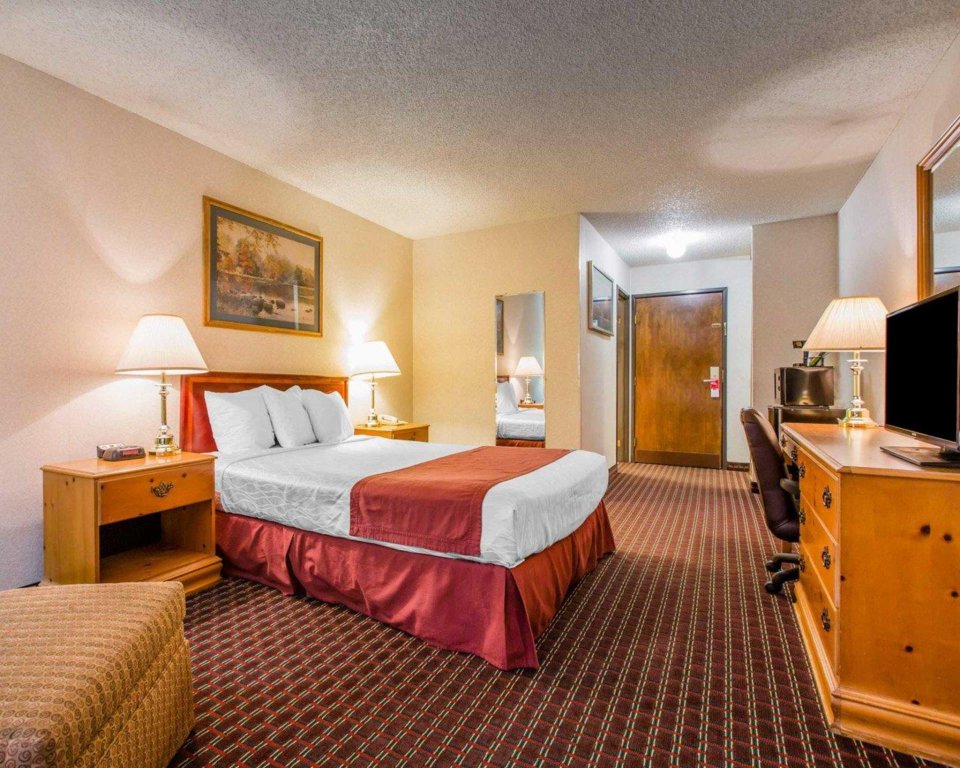 Фото Econo Lodge Inn & Suites Yuba City - Marysville