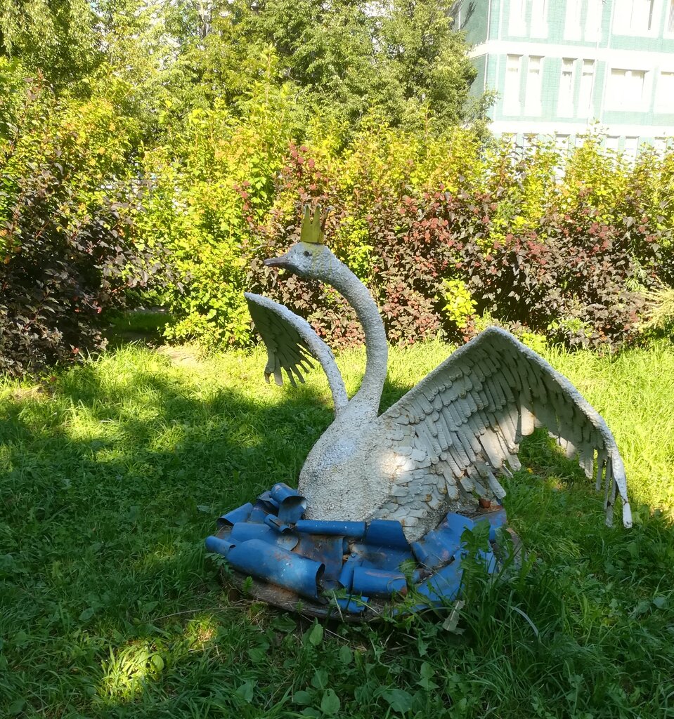 Жанровая скульптура Лебедь, Санкт‑Петербург, фото
