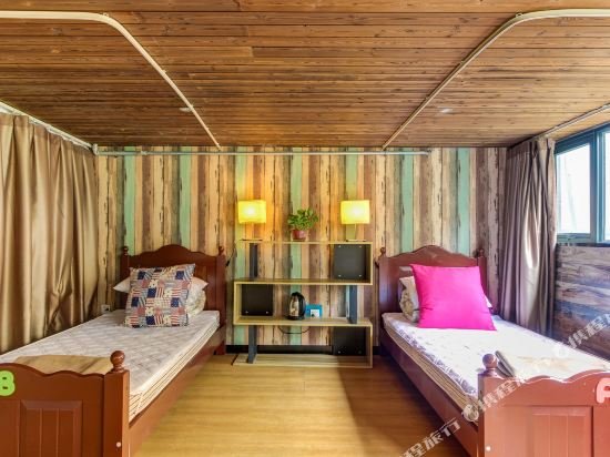 Фото Wutongli Youth Hostel