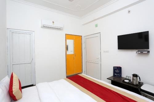 Фото Oyo 11306 Ss Hotel