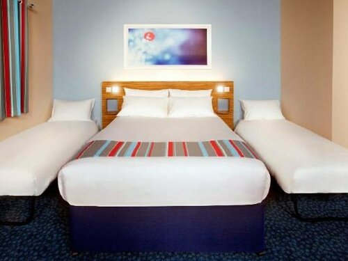 Гостиница Travelodge London Central Southwark в Лондоне