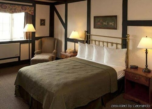 Внешний вид отеля Quality Inn Waddling Dog в Центральном Сэнише, фото 3