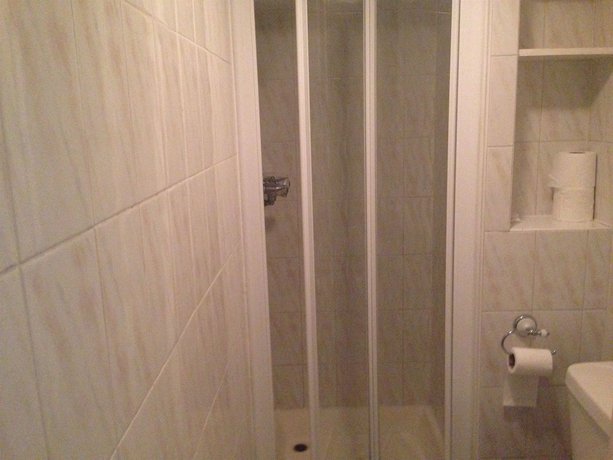 Фото Avonmore Hotel Cartwright Gardens