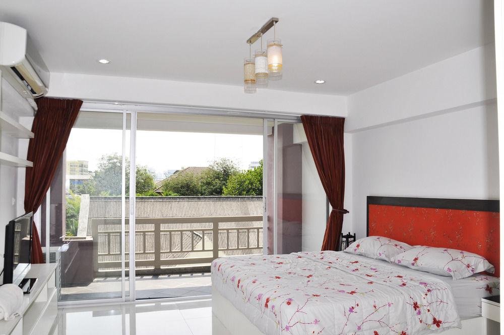 Фото Baan Sabai Rama IV