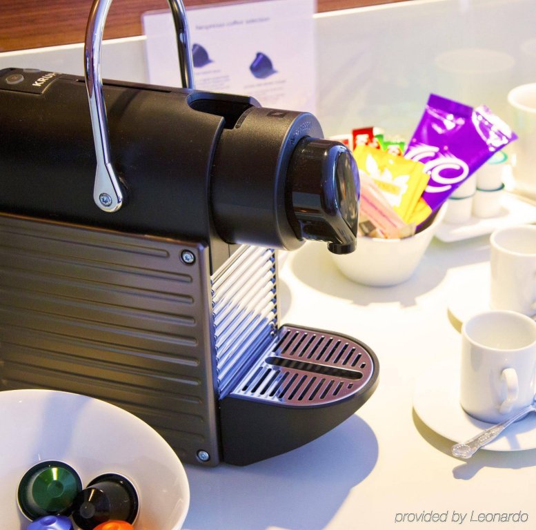 Фото Hilton Cambridge City Centre