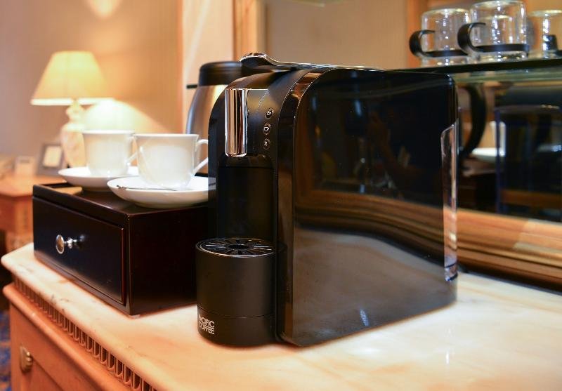 Фото Regal Hongkong Hotel